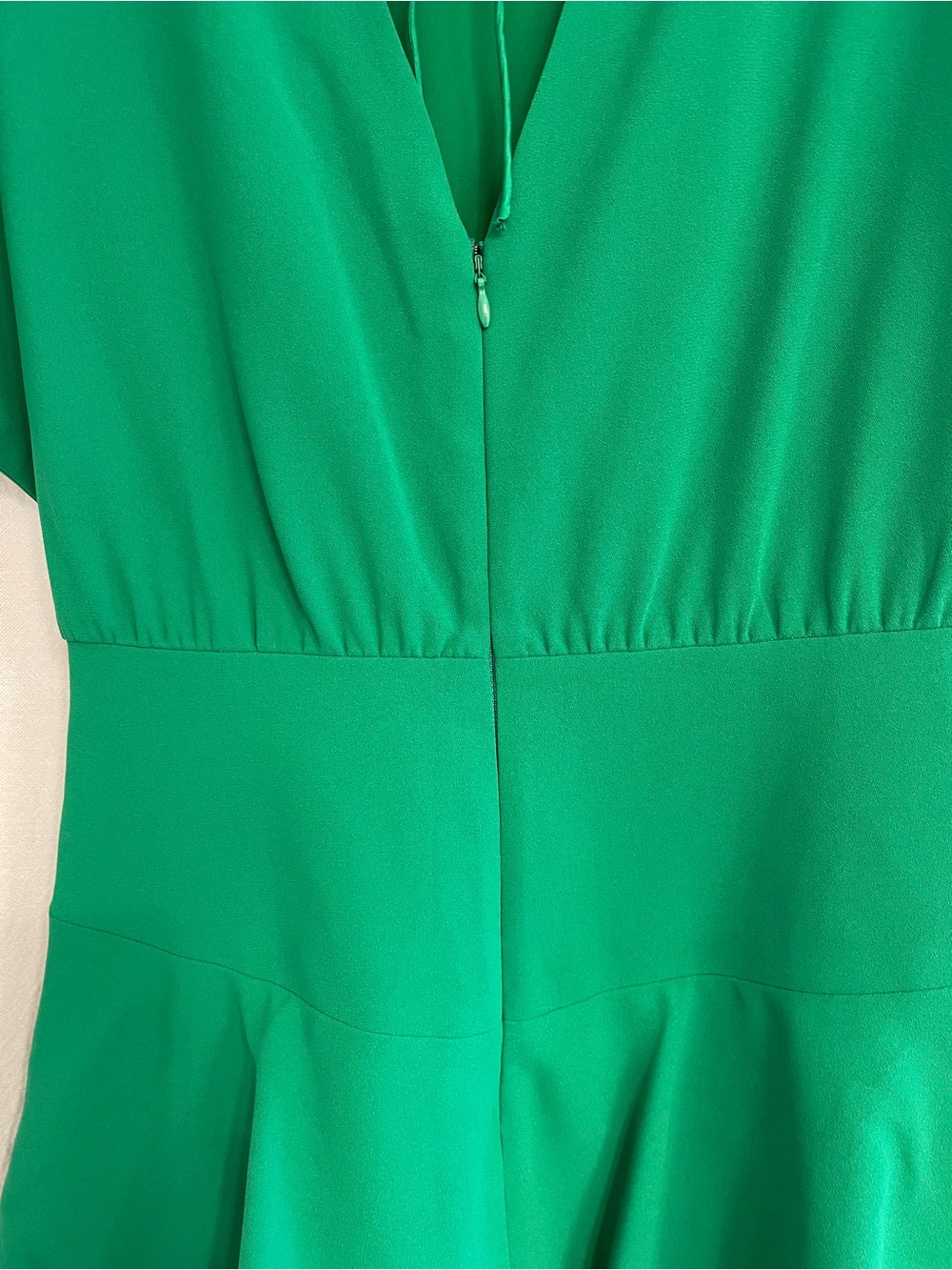 Alice + Olivia “Palmira” Green Tiered Ruffle Mini Dress, size 6 - Picture 7 of 11